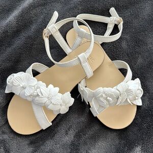 Janie and Jack Girls Sandals Size 12, great used condition